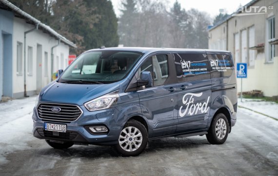 Ford Tourneo Custom PHEV 93kW, Možný odpočet DPH - AJ NA SPLÁTKY / PROTIHODNOTA