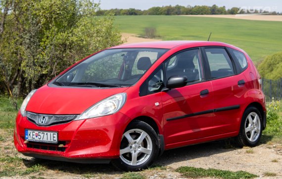 Honda Jazz 1.2 i-VTEC / 66kW / M5 / ZÁRUKA / AJ NA SPLÁTKY / PROTIÚČET