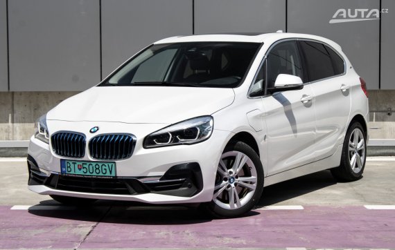 BMW Rad 2 Active Tourer 100 kW, 6-st.automat, 2018, plug-in-hybrid