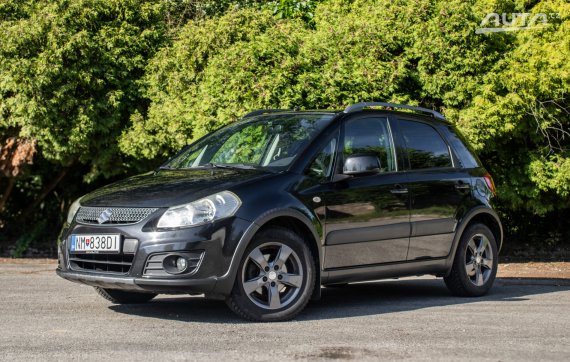 Suzuki SX4 ST 88kW / AJ NA SPLÁTKY / PROTIÚČET