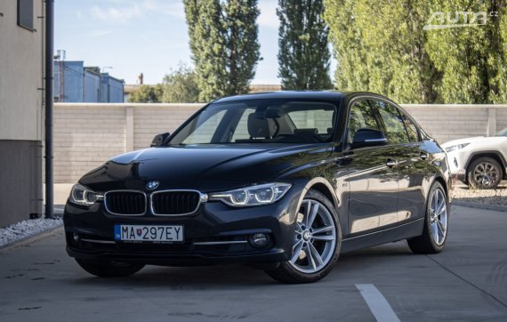 BMW Rad 3 330d xDrive Sportline Shadow 190kW AT8 / AJ NA SPLÁTKY / PROTIÚČET