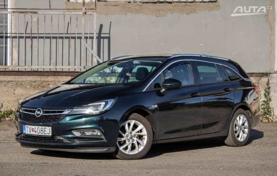 Opel Astra Sport Tourer 1.6 CDTI Innovation / 81kW / M6 / ZÁRUKA / AJ NA SPLÁTKY / PROTIÚČET