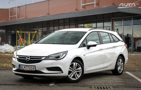 Opel Astra Sport Tourer ST 1.4 Turbo, 92kW, M6 / AJ NA SPLÁTKY / PROTIÚČET /