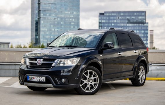 Fiat Freemont 2.0 TDI 125kW AWD / AJ NA SPLÁTKY / PROTIÚČET