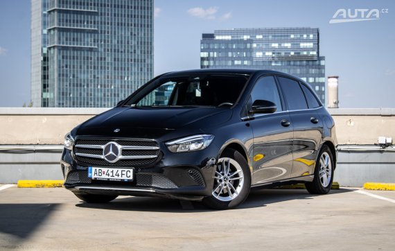 Mercedes-Benz B trieda 180 d A/T, 85kW, A7 / AJ NA SPLÁTKY / /PROTIÚČET /