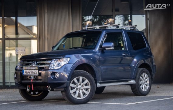 Mitsubishi Pajero 3.2 Di-D AT/5 AWD 125kW / AJ NA SPLÁTKY / PROTIÚČET