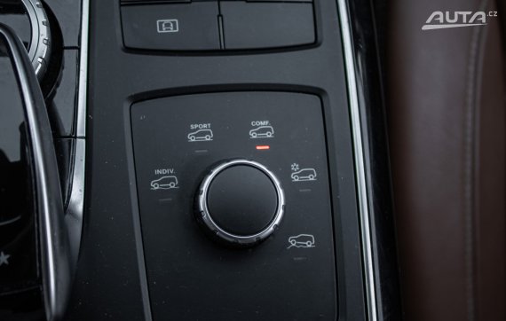 Mercedes-Benz GLE SUV AMG Line 400 4MATIC 245kW AT/9 / AJ NA SPLÁTKY / PROTIÚČET