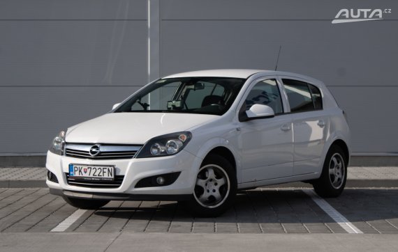 Opel Astra 1.6 ecoFLEX, 85kW, M5 / AJ NA SPLÁTKY / PROTIÚČET /