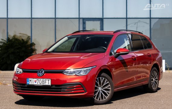 Volkswagen Golf Variant 1.5 TSI Life / 96kW / M6 / ZÁRUKA / AJ NA SPLÁTKY / PROTIÚČET