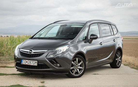 Opel Zafira Tourer 2.0 CDTi ECOTEC 130k Enjoy, 96kW, M6 / AJ NA SPLÁTKY / PROTIÚČET /