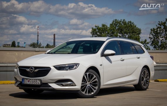 Opel Insignia ST 1.6 CTDI 136k S&amp;S Innovation AT6 / AJ NA SPLÁTKY / PROTIÚČET /