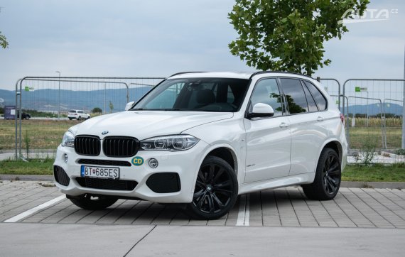 BMW X5 xDrive40d A/T, 230kW (2017) / AJ NA SPLÁTKY / PROTIÚČET /