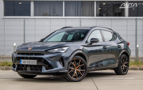 Cupra Formentor VZ 245kW AT/7 2024 4x4 / AJ NA SPLÁTKY / PROTIÚČET