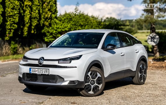Citroën C4 PureTech 130 EAT8 96kW 2025 / AJ NA SPLÁTKY / PROTIÚČET