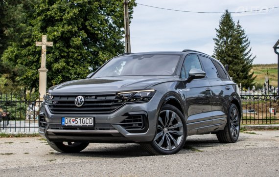 Volkswagen Touareg R-Line ONE Million 4Motion Tiptronic 210kW / AJ NA SPLÁTKY / PROTIÚČET