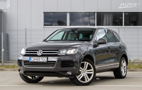 Volkswagen Touareg 3.0 TDI V6 BMT 4XMOTION / 180kW / A8 / AJ NA SPLÁTKY / PROTIÚČET