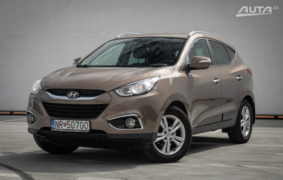 Hyundai ix35 2.0i DOHC D-CVVT GLS 4x4 A/T, 120kW, A6 / AJ NA SPLÁTKY / PROTIÚČET /
