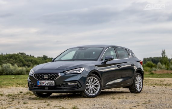 Seat Leon Xcellence 96kW MT/6 2022 / AJ NA SPLÁTKY / PROTIÚČET