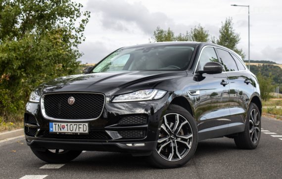 Jaguar F-Pace 3.0 TDV6 AWD / 221kW / A8 / ZÁRUKA / AJ NA SPLÁTKY / PROTIÚČET