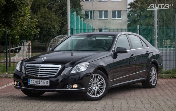 Mercedes-Benz E trieda Sedan 350 CGI Avantgarde 4Matic, 200 kW, A7 / AJ NA SPLÁTKY / PROTIÚČET