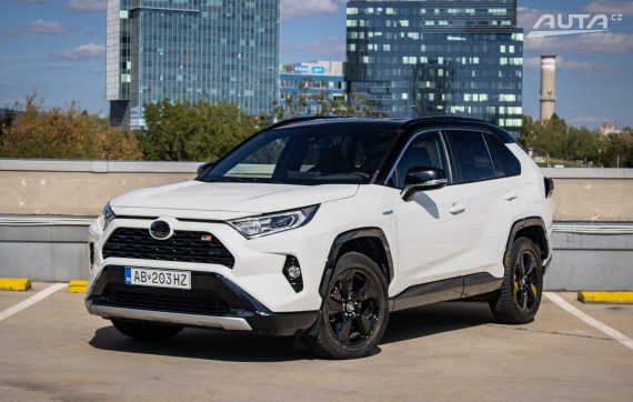 Toyota RAV4 2.5 Hybrid e-CVT Selection FWD, 131 kW, A1 / AJ NA SPLÁTKY / PROTIÚČET /