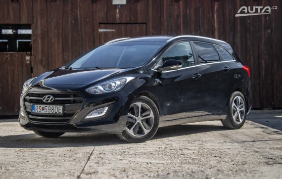 Hyundai i30 CW 1.6i CRDi VGT Family 81kW MT/6 / AJ NA SPLÁTKY / PROTIÚČET