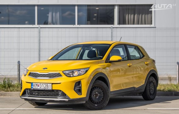 Kia Stonic 2018 Silver 73kW MT/6 / AJ NA SPLÁTKY / PROTIÚČET