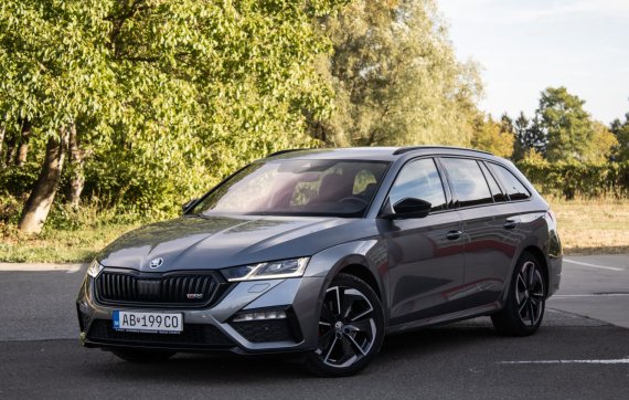 Škoda Octavia Combi 2.0 TDI RS 4x4 DSG, 147kW (2022) / AJ NA SPLÁTKY / PROTIÚČET /