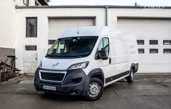 Peugeot Boxer 2.0 HDI L3H2 96kW MT/6 2018 / AJ NA SPLÁTKY / PROTIÚČET