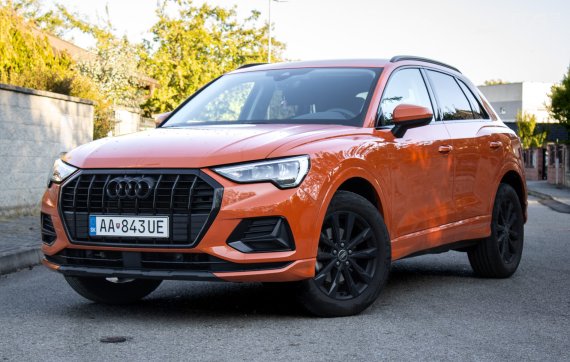 Audi Q3 35 1.5 TFSI S tronic / 110kW / A7 / ZÁRUKA / AJ NA SPLÁTKY / PROTIÚČET
