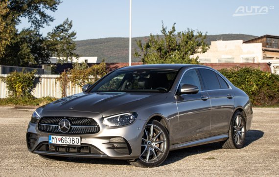 Mercedes-Benz E trieda Sedan 220 d 4MATIC A/T AMG Line, 143kW, A9, ZÁRUKA / AJ NA SPLÁTKY / PROTIÚČET /
