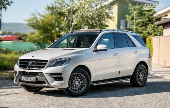 Mercedes-Benz ML 350 BlueTEC AMG line 4MATIC / AJ NA SPLÁTKY / PROTIÚČET