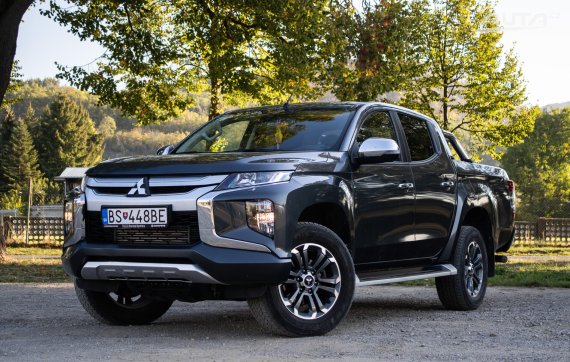 Mitsubishi L 200 2.3 Di-D Double Cab 4x4 A/T, 110kW (2022) / AJ NA SPLÁTKY / PROTIÚČET /