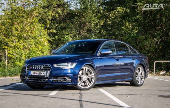 Audi S6 4.0 TFSI V8 quattro S tronic, 309 kW, A8 / AJ NA SPLÁTKY / PROTIÚČET /