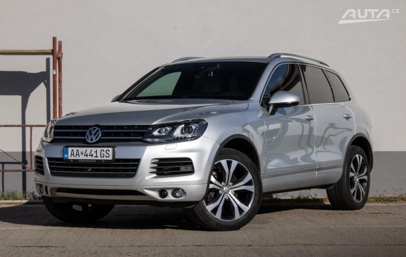 Volkswagen Touareg 3.0 TDI V6 BMT / 180kW / A8 / ZÁRUKA / AJ NA SPLÁTKY / PROTIÚČET