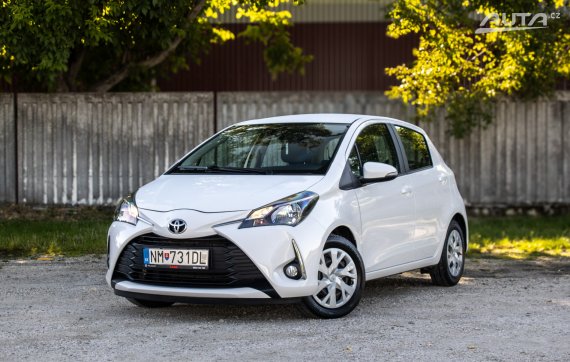 Toyota Yaris 1.5 VVT-iE 82kW MT/6 2020 / AJ NA SPLÁTKY / PROTIÚČET