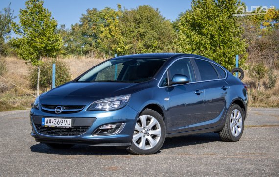 Opel Astra Notchback 1.6 CDTI, 81 kW, M6, 4d. / AJ NA SPLÁTKY / PROTIÚČET /