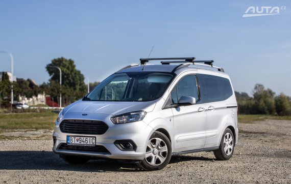 Ford Tourneo Courier 1.5 TDCi EcoBlue 55kW MT/6 2020 / AJ NA SPLÁTKY / PROTIÚČET