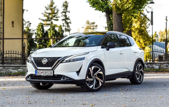 Nissan Qashqai 1.3 DIG-T Tekna+ X-Tronic AWD 116kW 2022 / AJ NA SPLÁTKY / PROTIÚČET