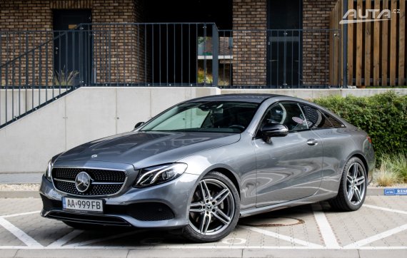Mercedes-Benz E trieda Kupé 220d 4Matic AMG Line / 143kW / A9 / ZÁRUKA / AJ NA SPLÁTKY / PROTIÚ