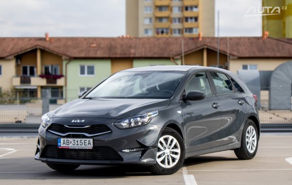 Kia Ceed 1.5 T-GDi Silver 7-DCT / 103kW / A7 / ZÁRUKA / AJ NA SPLÁTKY / PROTIÚČET