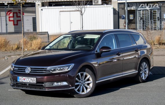 Volkswagen Passat Variant 2.0 TDI Highline 4MOTION DSG / 140kW / A6 / ZÁRUKA / AJ NA SPLÁTKY /