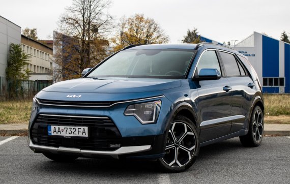 Kia Niro 1.6 GDi Hybrid Gold, 104 kW (2024) / AJ NA SPLÁTKY / PROTIÚČET /