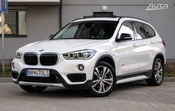 BMW X1 xDrive 20d Sport Line / 140kW / A8 / ZÁRUKA / AJ NA SPLÁTKY / PROTIÚČET