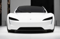 Nová Tesla Roadster opět odložena, Musk děkuje „trpělivým zájemcům“